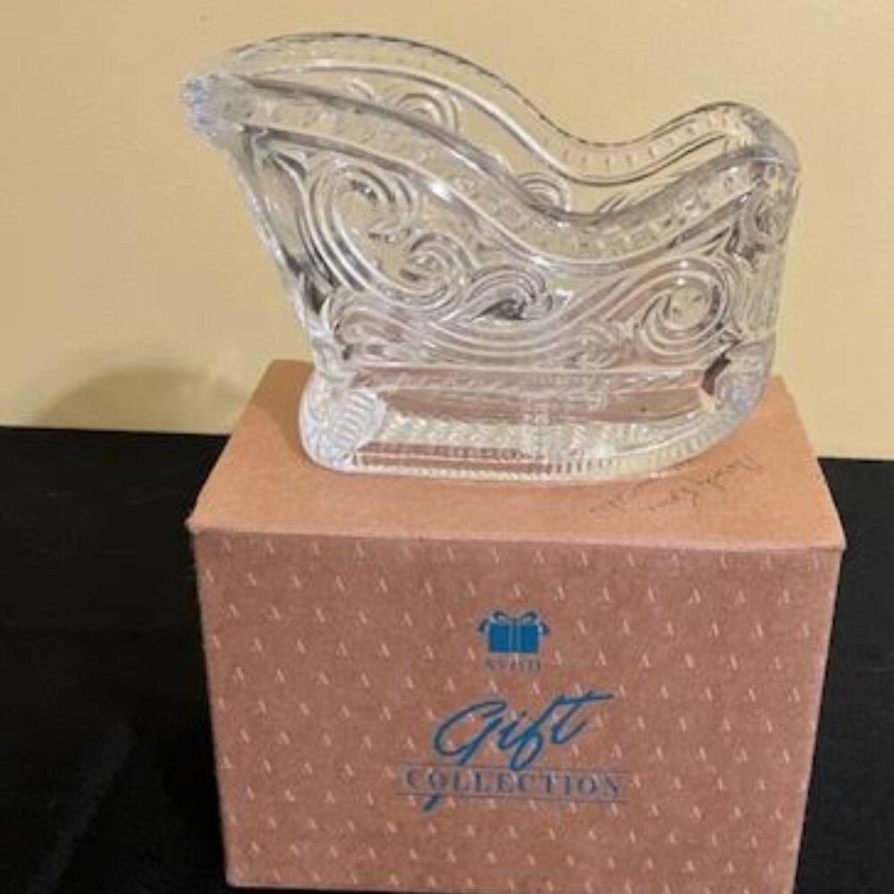 Avon Lean Crystal Sleigh Centerpiece